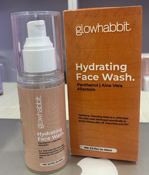 Hydrating Face Wash